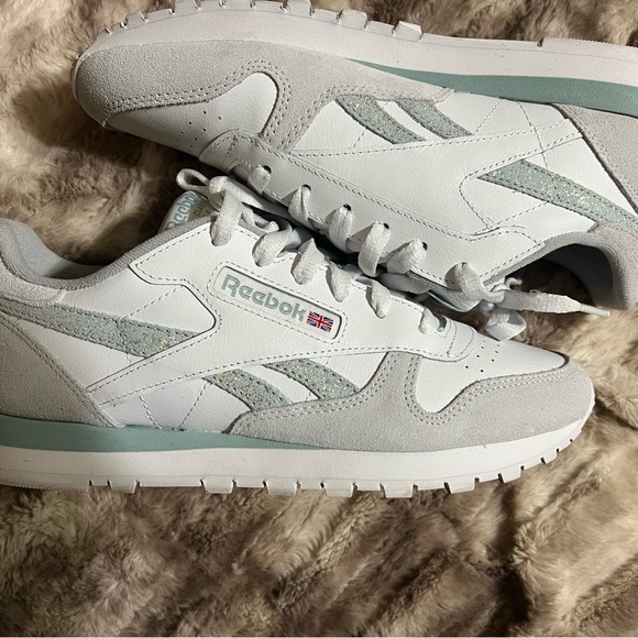 Reebok Classic Leather Shoes - Picture 1 of 10